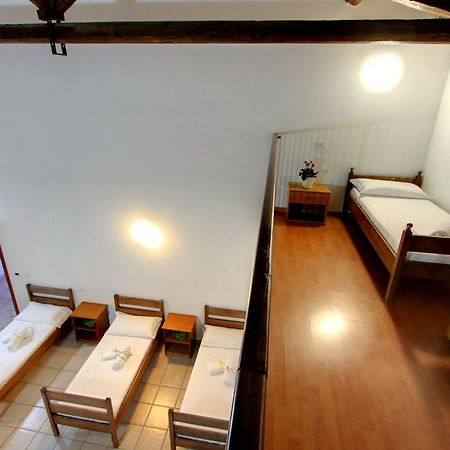 Hostel Marina Каляри Екстериор снимка