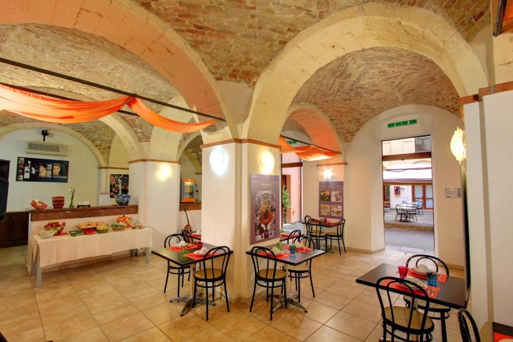 Hostel Marina Каляри Екстериор снимка