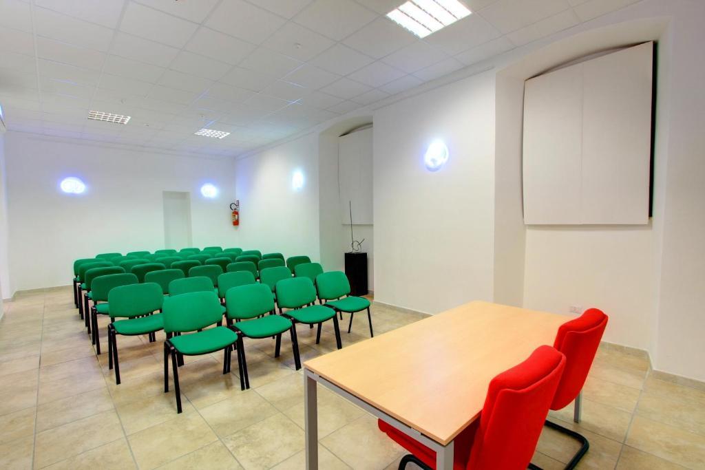 Hostel Marina Каляри Екстериор снимка